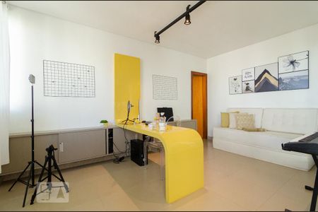 Casa de condomínio para alugar com 190m², 3 quartos e 2 vagas Casa de condomínio para alugar com 190m², 3 quartos e 2 vagasQuarto suite 3