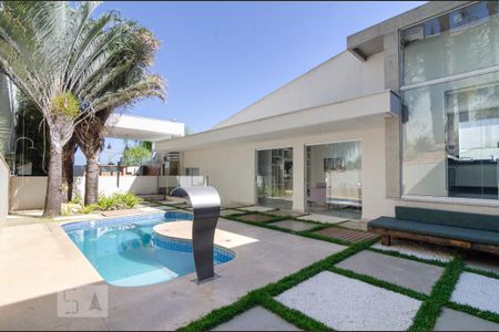 Área Externa - piscina de casa de condomínio para alugar com 3 quartos, 190m² em Paquetá, Belo Horizonte