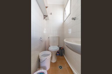 Apartamento para alugar com 68m², 2 quartos e 1 vaga Apartamento para alugar com 68m², 2 quartos e 1 vagaBanheiro de Serviço
