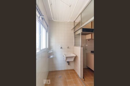Apartamento para alugar com 68m², 2 quartos e 1 vaga Apartamento para alugar com 68m², 2 quartos e 1 vagaÁrea de Serviço