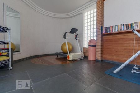 Apartamento para alugar com 68m², 2 quartos e 1 vaga Apartamento para alugar com 68m², 2 quartos e 1 vagaÁrea comum - Academia