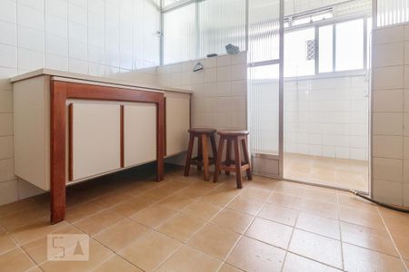 Apartamento para alugar com 68m², 2 quartos e 1 vaga Apartamento para alugar com 68m², 2 quartos e 1 vagaCozinha