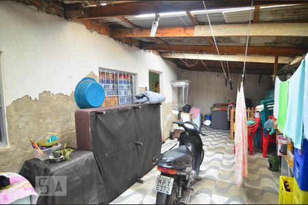 Casa à venda com 80m², 3 quartos e 3 vagasGaragem