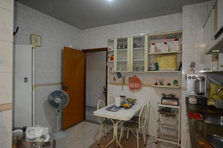 Apartamento à venda com 82m², 3 quartos e 1 vagaCozinha