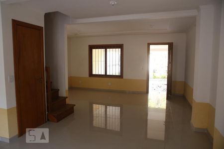 Sala de casa à venda com 3 quartos, 260m² em Cavalhada, Porto Alegre