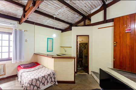 Casa à venda com 227m², 8 quartos e 3 vagasSuite 3