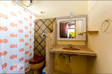 Casa à venda com 227m², 8 quartos e 3 vagasBanheiro da Suíte 3