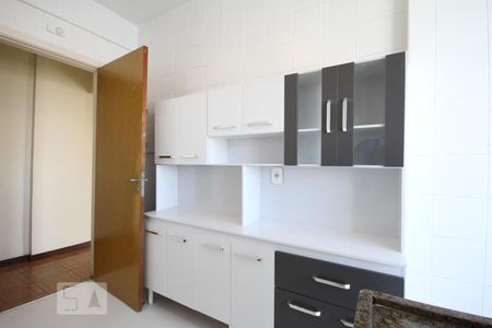 Apartamento à venda com 89m², 2 quartos e 2 vagasCozinha