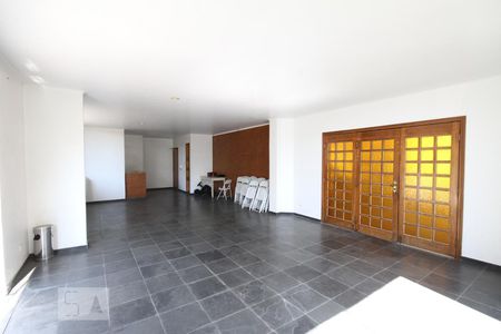 Apartamento à venda com 89m², 2 quartos e 2 vagasSalão de festas