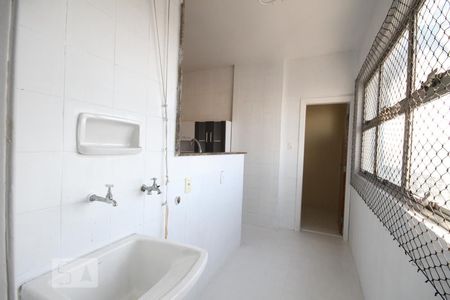 Apartamento à venda com 89m², 2 quartos e 2 vagasÁrea de Serviço