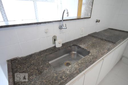 Apartamento à venda com 89m², 2 quartos e 2 vagasCozinha