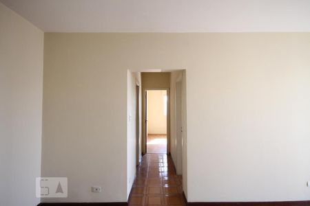 Apartamento à venda com 89m², 2 quartos e 2 vagasCorredor