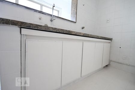 Apartamento à venda com 89m², 2 quartos e 2 vagasCozinha