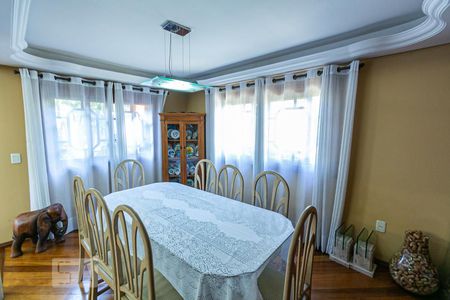 Sala de Jantar de casa à venda com 5 quartos, 350m² em Vila Nova, Porto Alegre