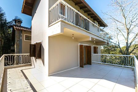 Casa à venda com 320m², 5 quartos e 3 vagasTerraço