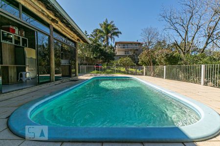Casa à venda com 320m², 5 quartos e 3 vagasPiscina