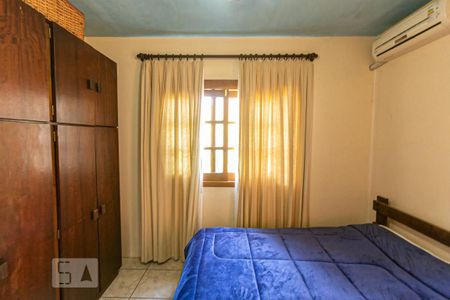 Casa à venda com 320m², 5 quartos e 3 vagasQuarto de Serviço