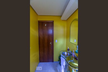 Casa à venda com 320m², 5 quartos e 3 vagasLavabo