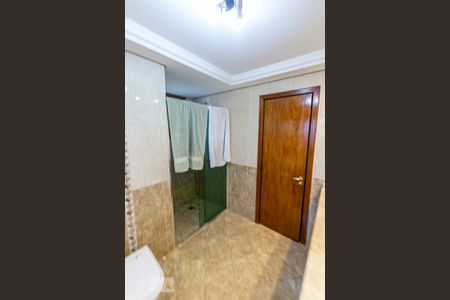 Casa à venda com 320m², 5 quartos e 3 vagasBanheiro do Quarto 4