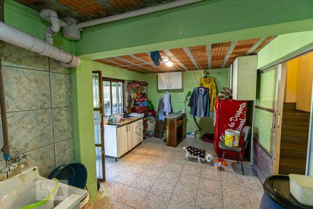 Casa à venda com 320m², 5 quartos e 3 vagasÁrea de Serviço