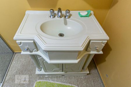 Casa à venda com 320m², 5 quartos e 3 vagasBanheiro da Suíte