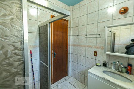 Casa à venda com 320m², 5 quartos e 3 vagasBanheiro de Serviço