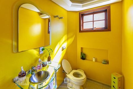 Casa à venda com 320m², 5 quartos e 3 vagasLavabo