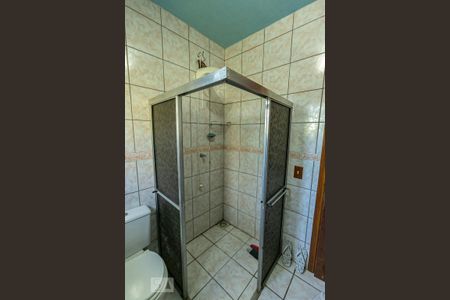 Casa à venda com 320m², 5 quartos e 3 vagasBanheiro de Serviço