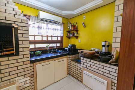 Casa à venda com 320m², 5 quartos e 3 vagasCozinha