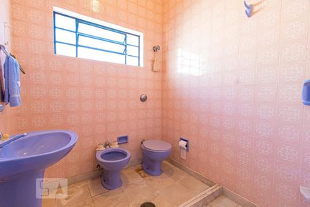 Casa à venda com 385m², 4 quartos e 3 vagasBanheiro da Suíte 3