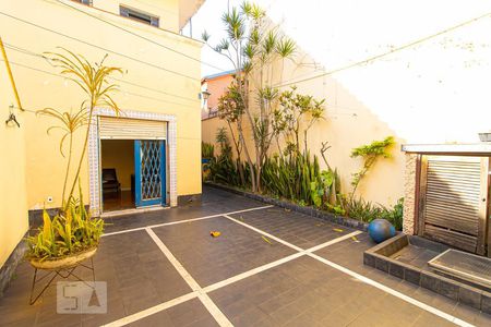 Casa à venda com 385m², 4 quartos e 3 vagasQuintal