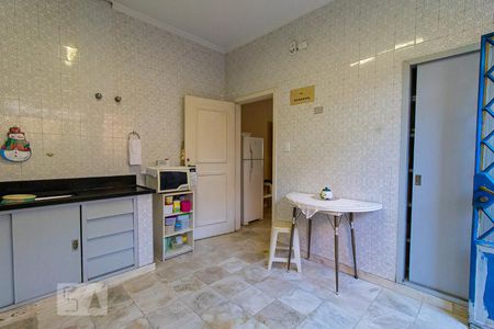 Casa à venda com 385m², 4 quartos e 3 vagasCozinha