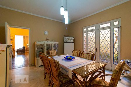 Casa à venda com 385m², 4 quartos e 3 vagasCopa