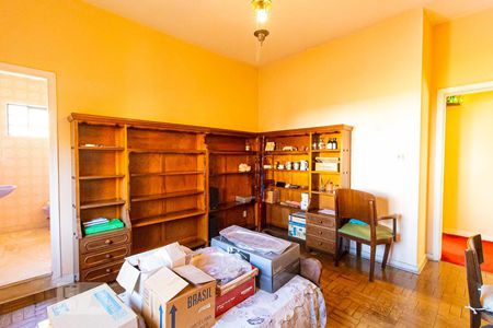 Casa à venda com 385m², 4 quartos e 3 vagasSuíte 3