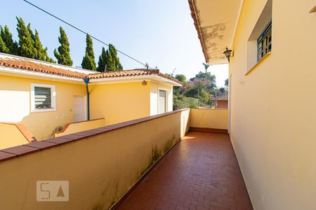 Casa à venda com 385m², 4 quartos e 3 vagasTerraço