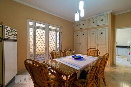 Casa à venda com 385m², 4 quartos e 3 vagasCopa