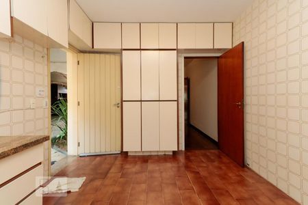 Casa à venda com 230m², 6 quartos e 2 vagasCozinha