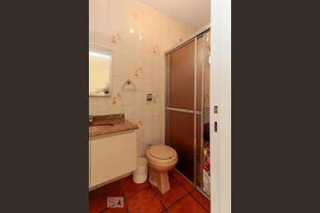 Casa à venda com 230m², 6 quartos e 2 vagasBanheiro de serviço