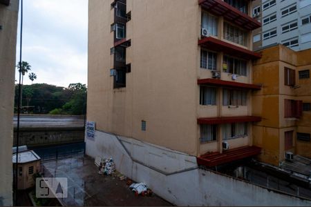 Vista de apartamento à venda com 2 quartos, 60m² em Farroupilha, Porto Alegre
