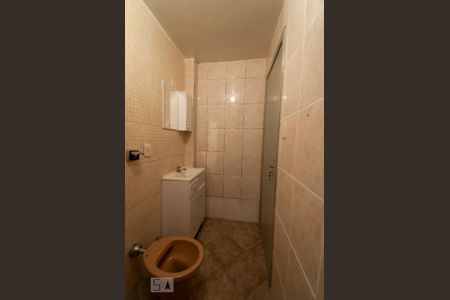 Apartamento à venda com 60m², 2 quartos e sem vaga Apartamento à venda com 60m², 2 quartos e sem vagaBanheiro