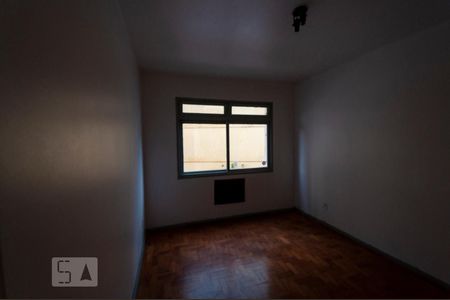 Quarto de apartamento à venda com 2 quartos, 60m² em Farroupilha, Porto Alegre