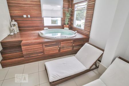 Apartamento para alugar com 76m², 2 quartos e 1 vaga Apartamento para alugar com 76m², 2 quartos e 1 vagaSauna