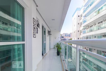Varanda Gourmet de apartamento para alugar com 2 quartos, 76m² em Freguesia, Rio de Janeiro