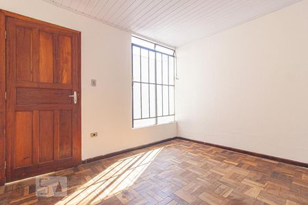 Quarto 2 de apartamento para alugar com 2 quartos, 70m² em Água Verde, Curitiba