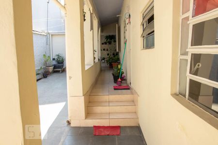 Casa à venda com 291m², 4 quartos e 2 vagas Casa à venda com 291m², 4 quartos e 2 vagasCasa 2