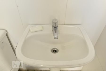 Casa para alugar com 240m², 3 quartos e 4 vagasBanheiro de serviço