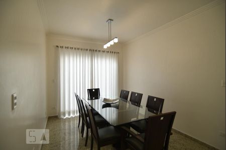 Casa para alugar com 240m², 3 quartos e 4 vagasSala 4 (jantar)