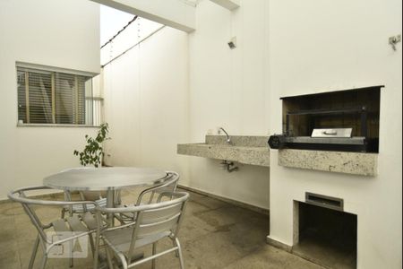 Casa para alugar com 240m², 3 quartos e 4 vagasEspaço gourmet e churrasqueira