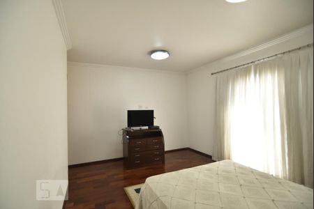 Casa para alugar com 240m², 3 quartos e 4 vagasSuite 1