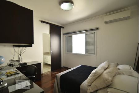 Casa para alugar com 240m², 3 quartos e 4 vagasSuite 3